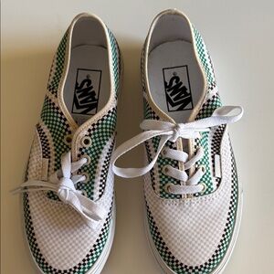 Vans, titleboard  White, Black and Green Checkered Sneakers